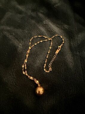 K14 Gold Pendant Necklace - Elegant Women’s Jewelry